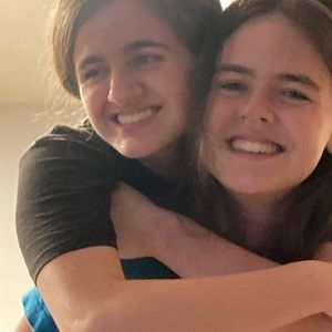 Meet your Posher, Jenn